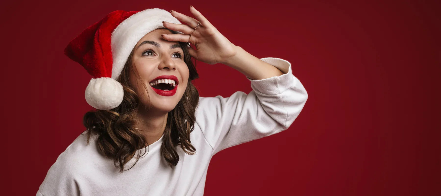 Tips For A Long-Lasting Christmas Makeup Look