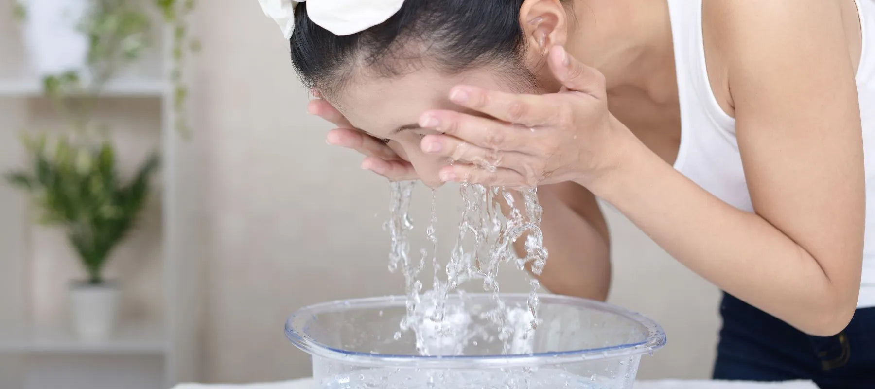 Should you wash your face with cold water