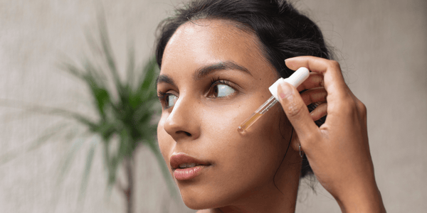 A Complete Guide to Face Serum - What is It & How to Use It