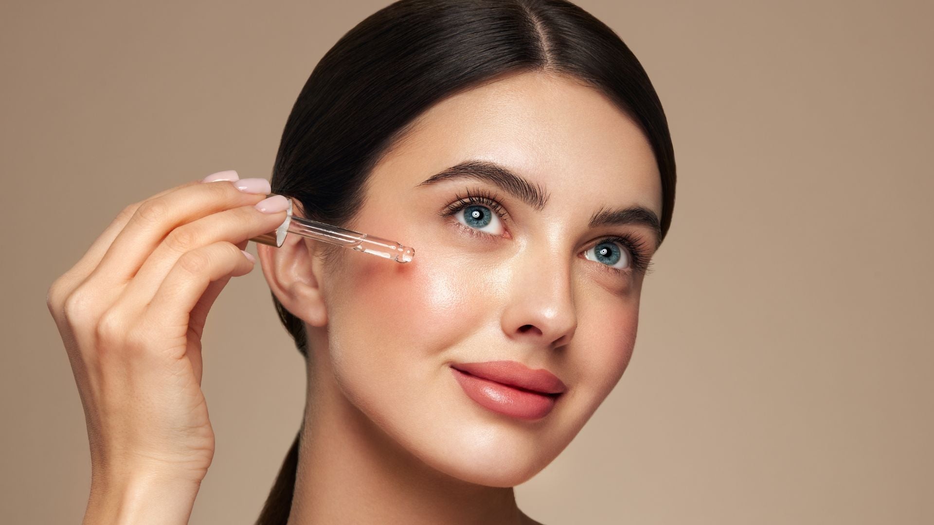 Benefits of Vitamin C Serum for Skin: Why It’s a Skincare Essential