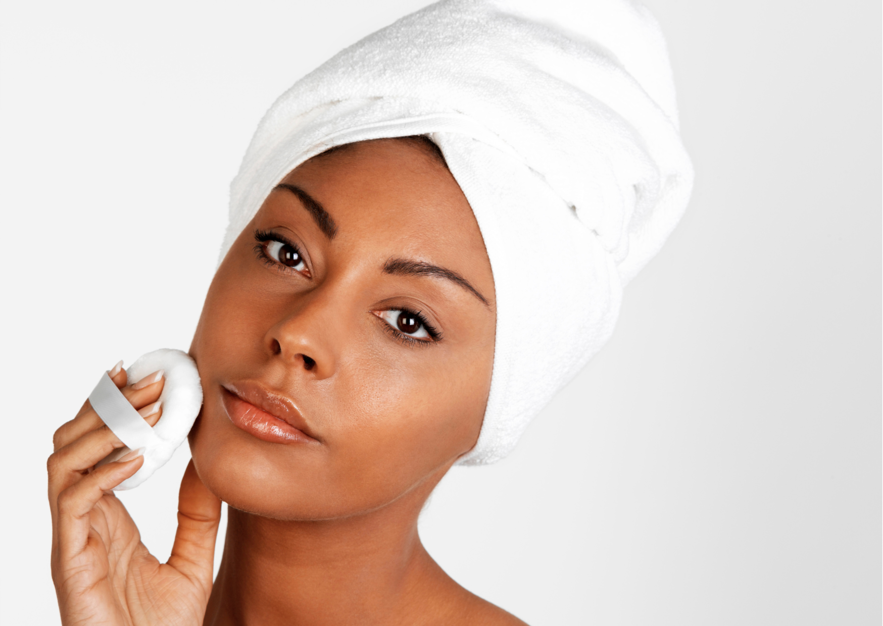 Chemical VS Physical Exfoliation: Difference & Which is Better
